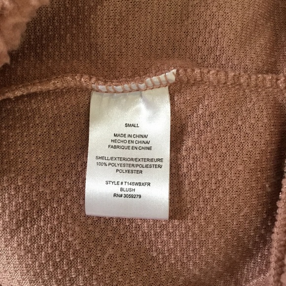 FRANCESCA’S Collection Teddy Sweater Cozy Pink Fuzzy Pullover Size Small - Picture 6 of 7